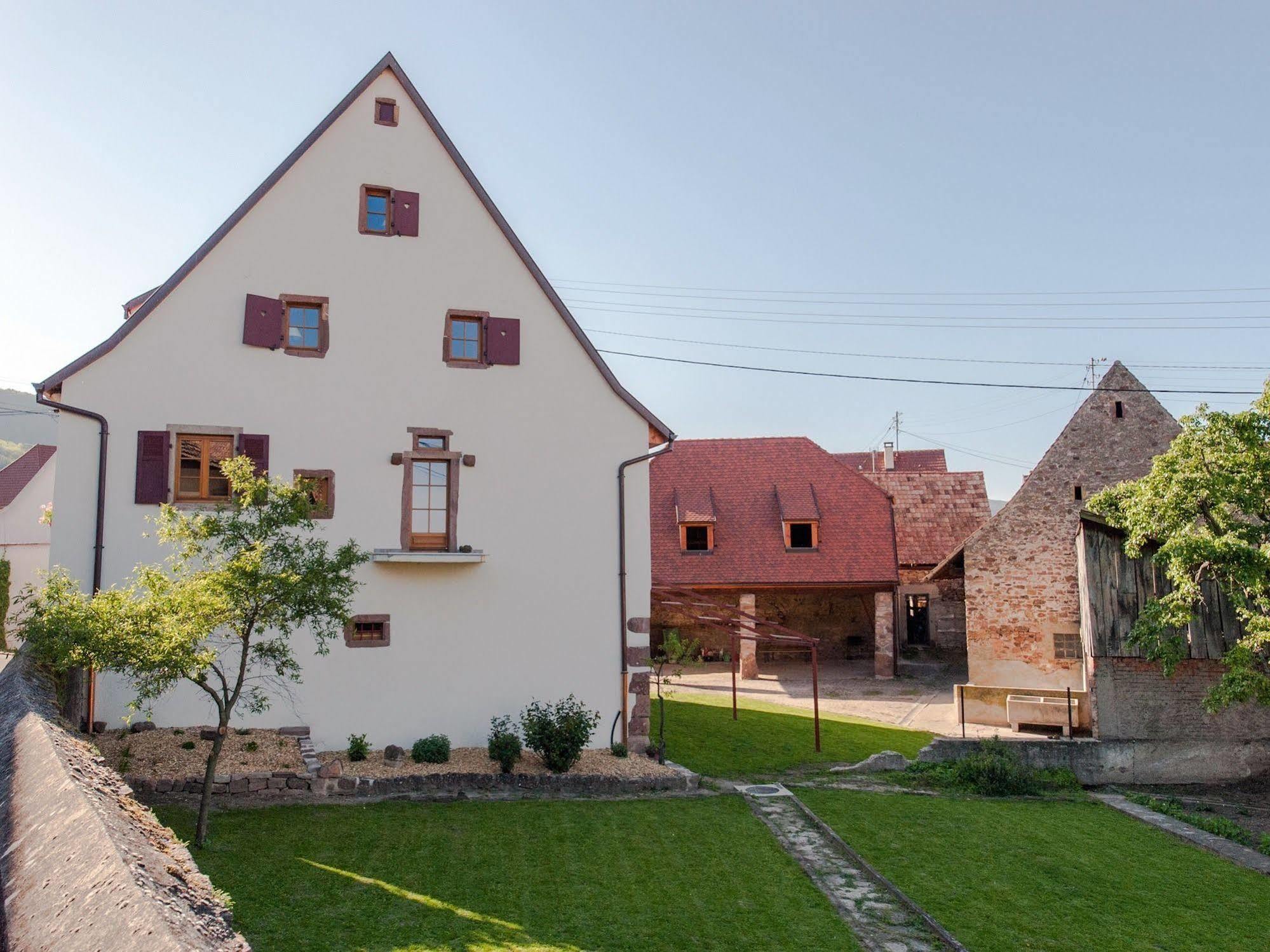 La Maison D'Emilie Pfaffenheim Exterior photo