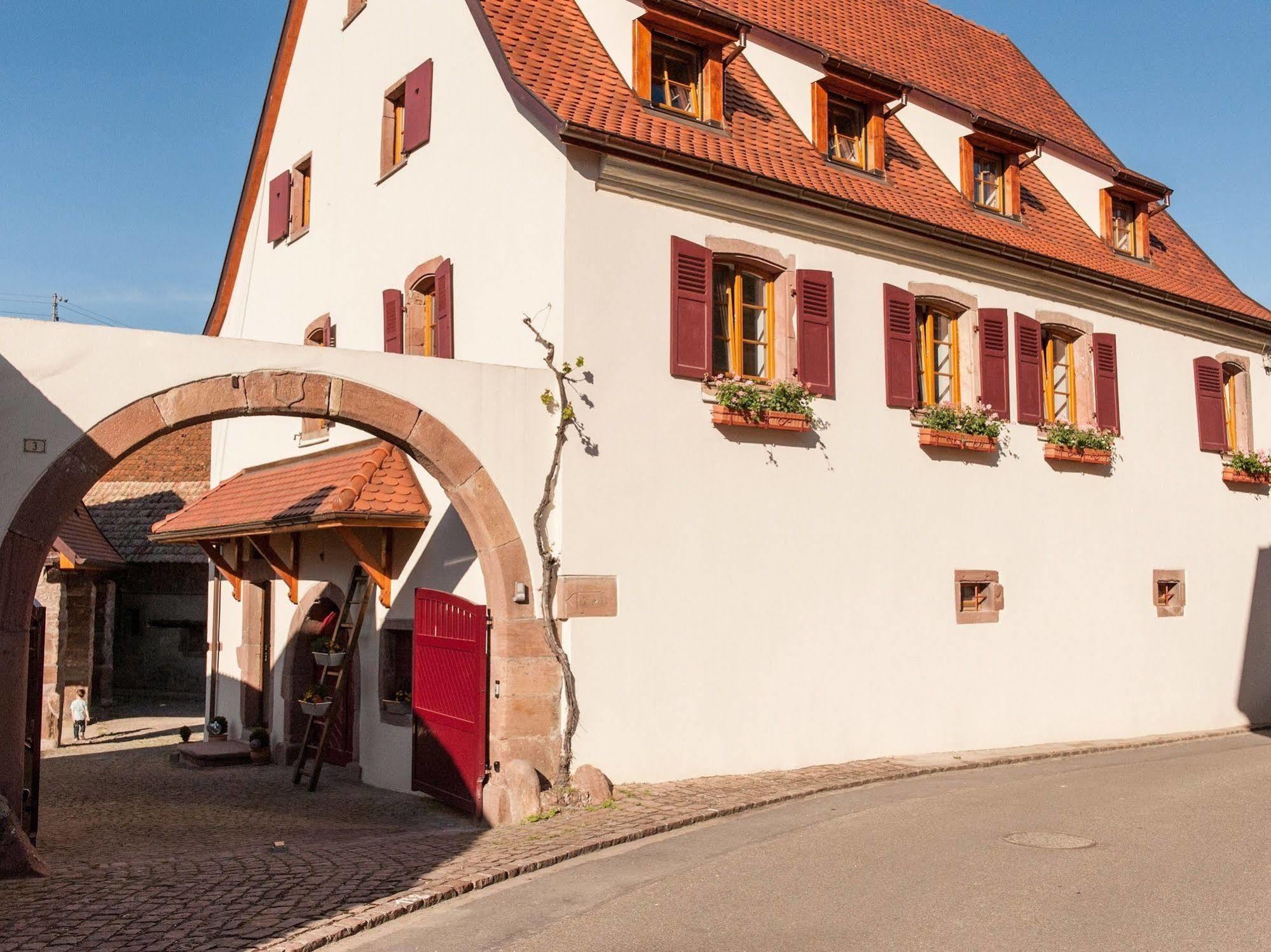 La Maison D'Emilie Pfaffenheim Exterior photo
